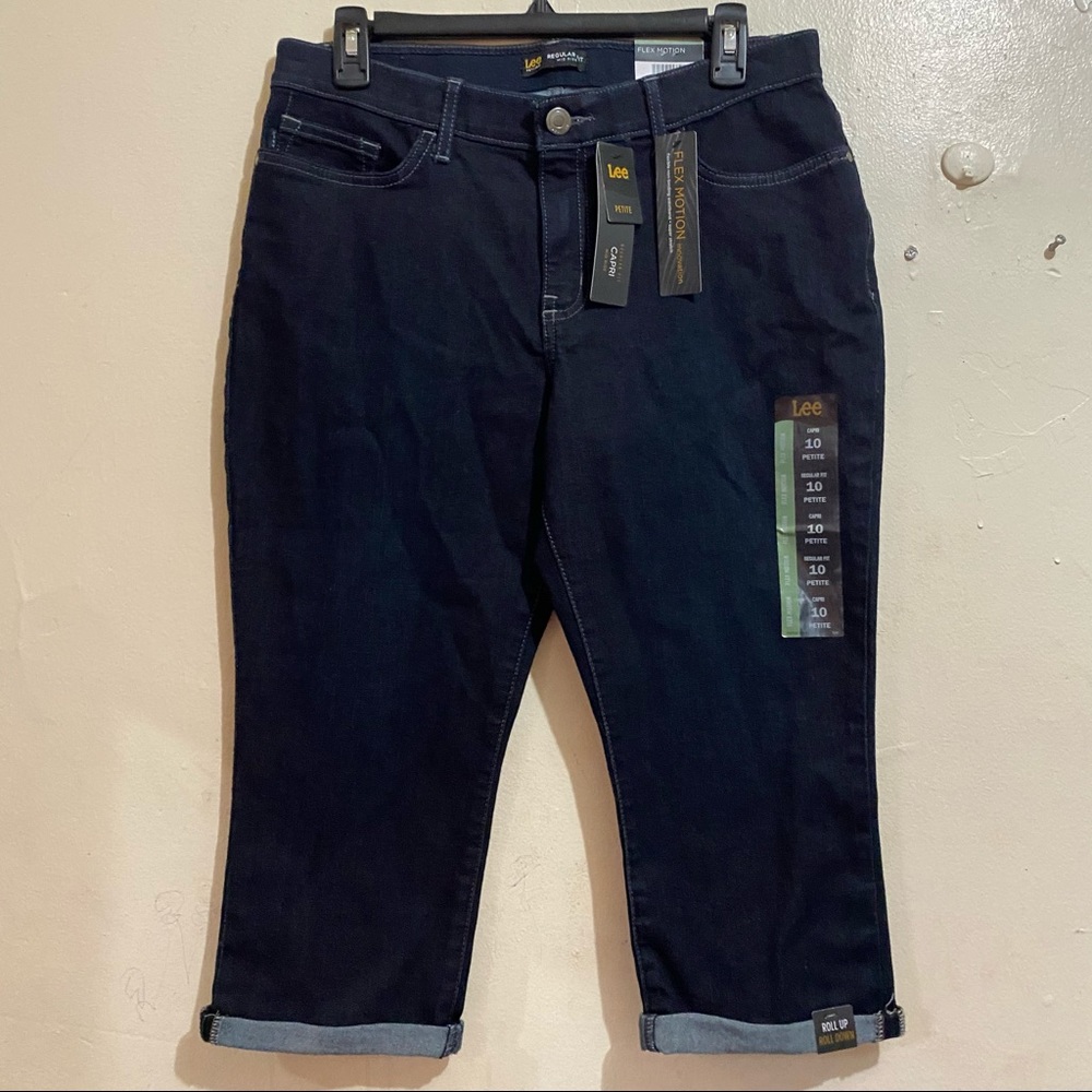 Lee Dark Wash Flex Motion Capri Jeans Size 10P